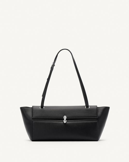 Savette Trapeze shoulder in smooth calf leather